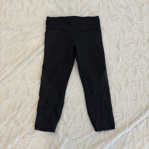 Ivivva by lululemon athletica crop leggings in black size youth 12 in black